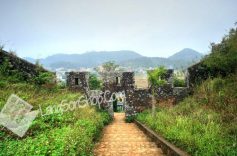 Khám phá thành nhà Mạc